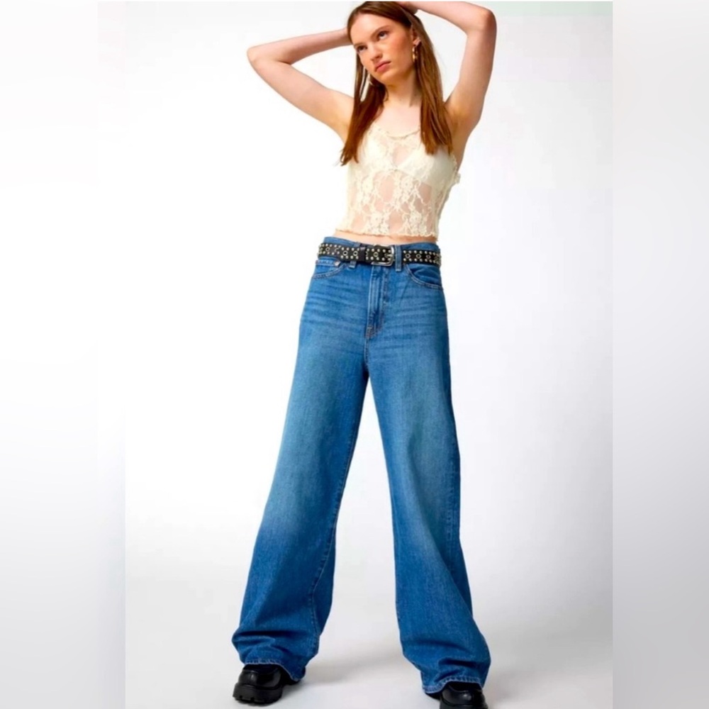 NWT Levis/Urban Outfitters Wide Leg Rib Cage women's jeans size 24 - Picture 2 of 6